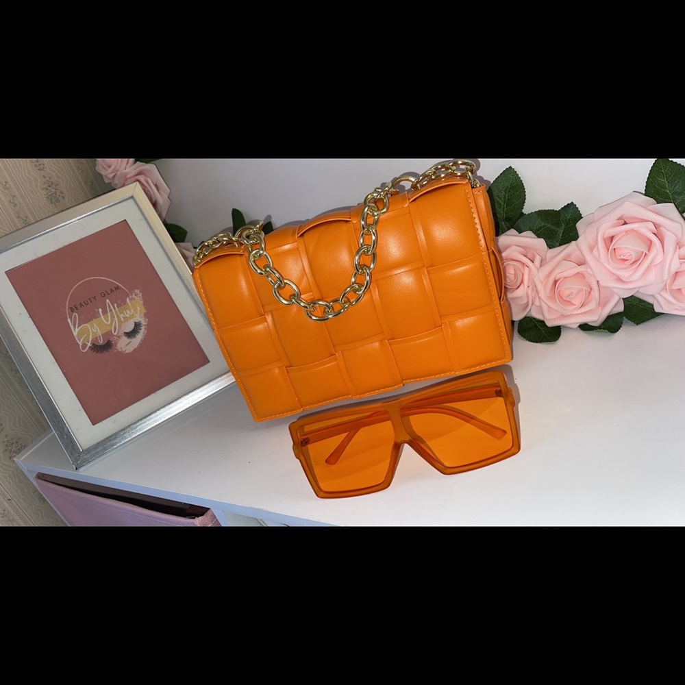 Handbag and glasses